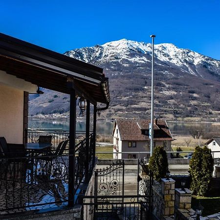 Ema Guest House Плав Екстериор снимка
