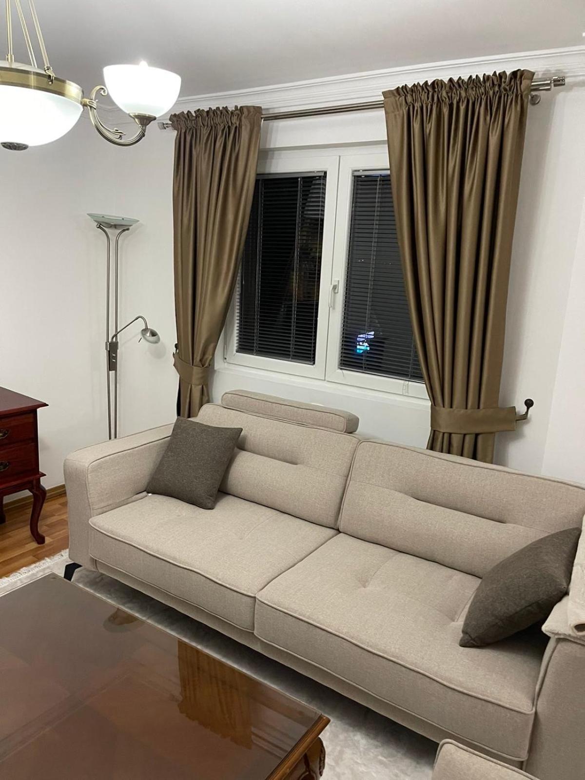 Ema Guest House Плав Екстериор снимка